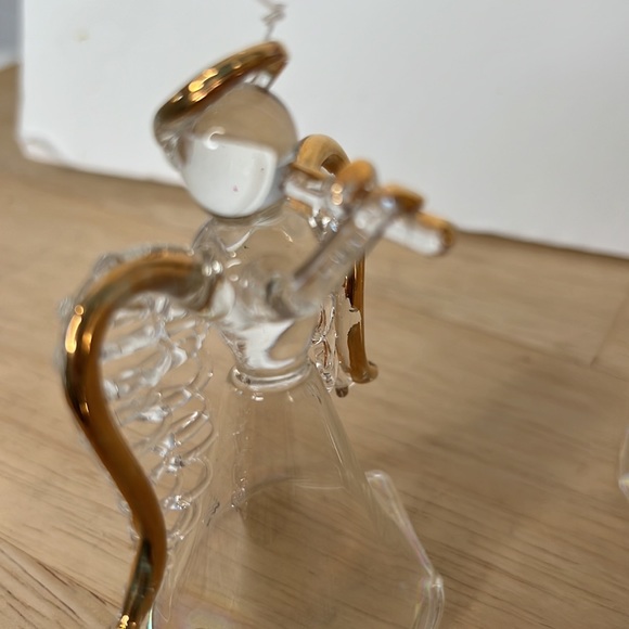 Two Avon angel glass ornaments - Picture 3 of 7